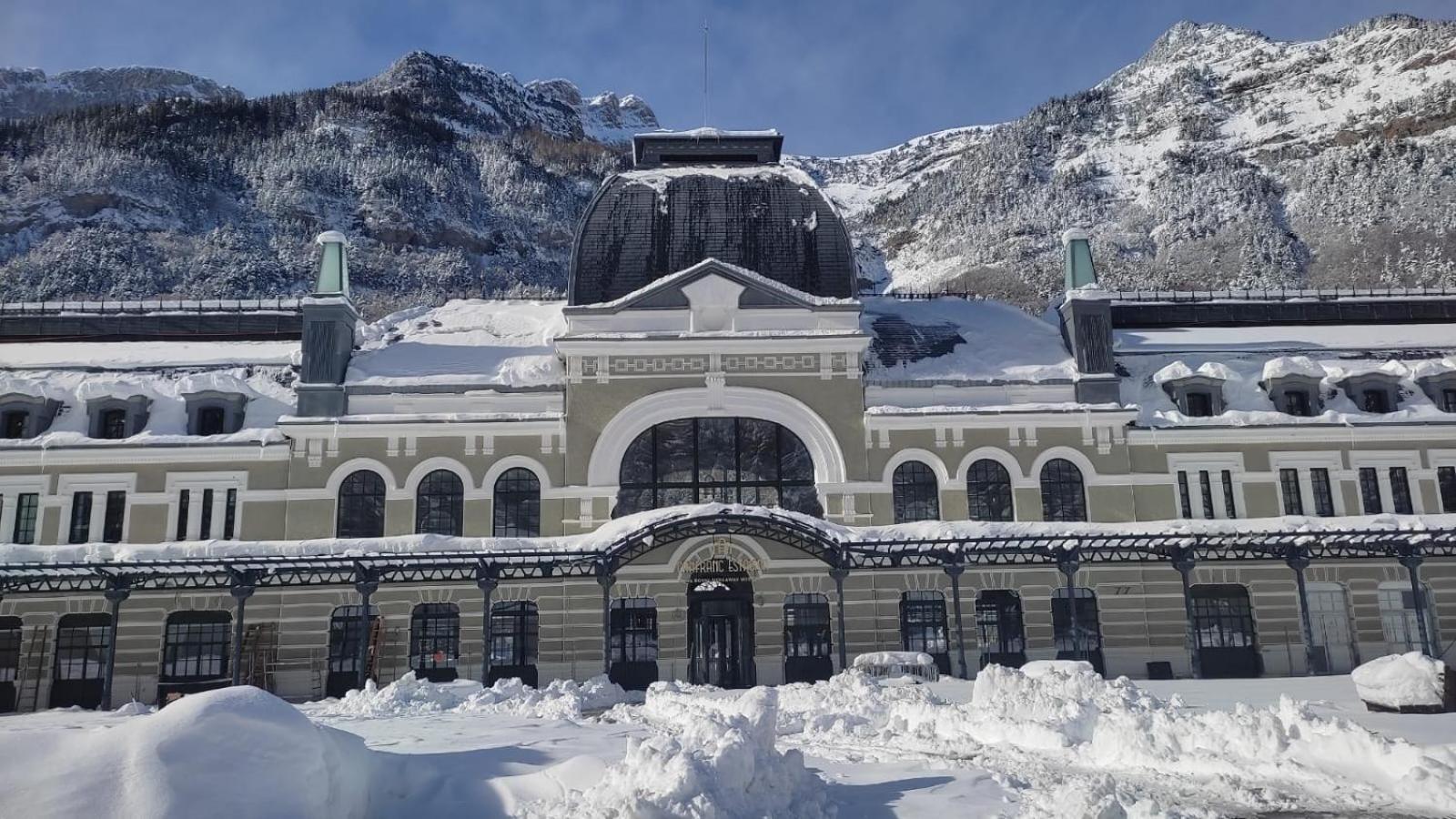 Appartamento Arce Avairent Canfranc Estacion Esterno foto
