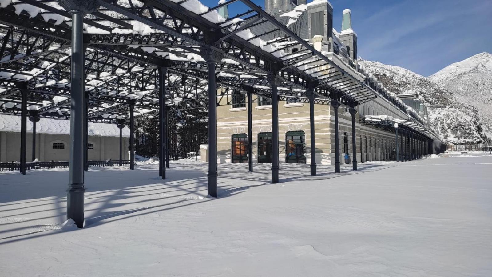 Appartamento Arce Avairent Canfranc Estacion Esterno foto